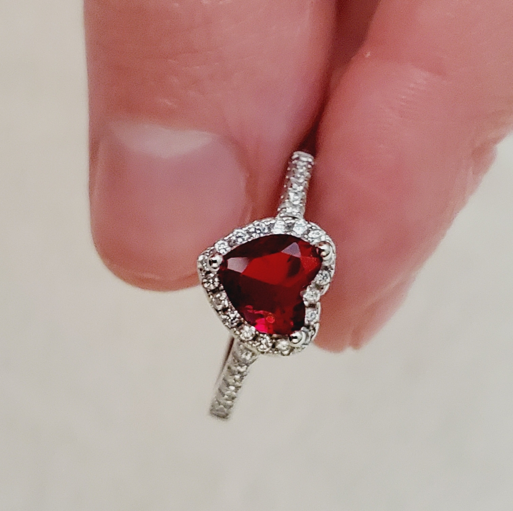 925 Silver Red Crystal Heart Ring Cz White Sz 8 New 35$